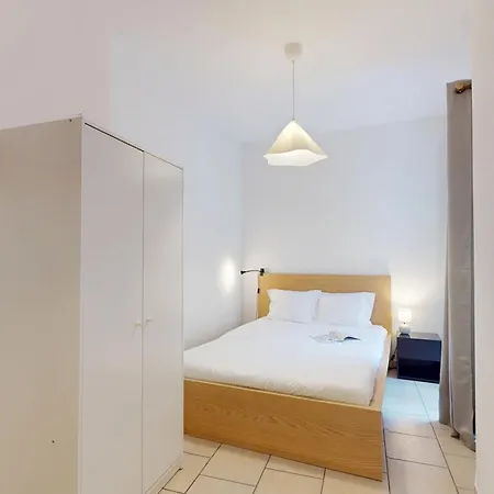 Aparthotel De - Heart Of - Self Check In